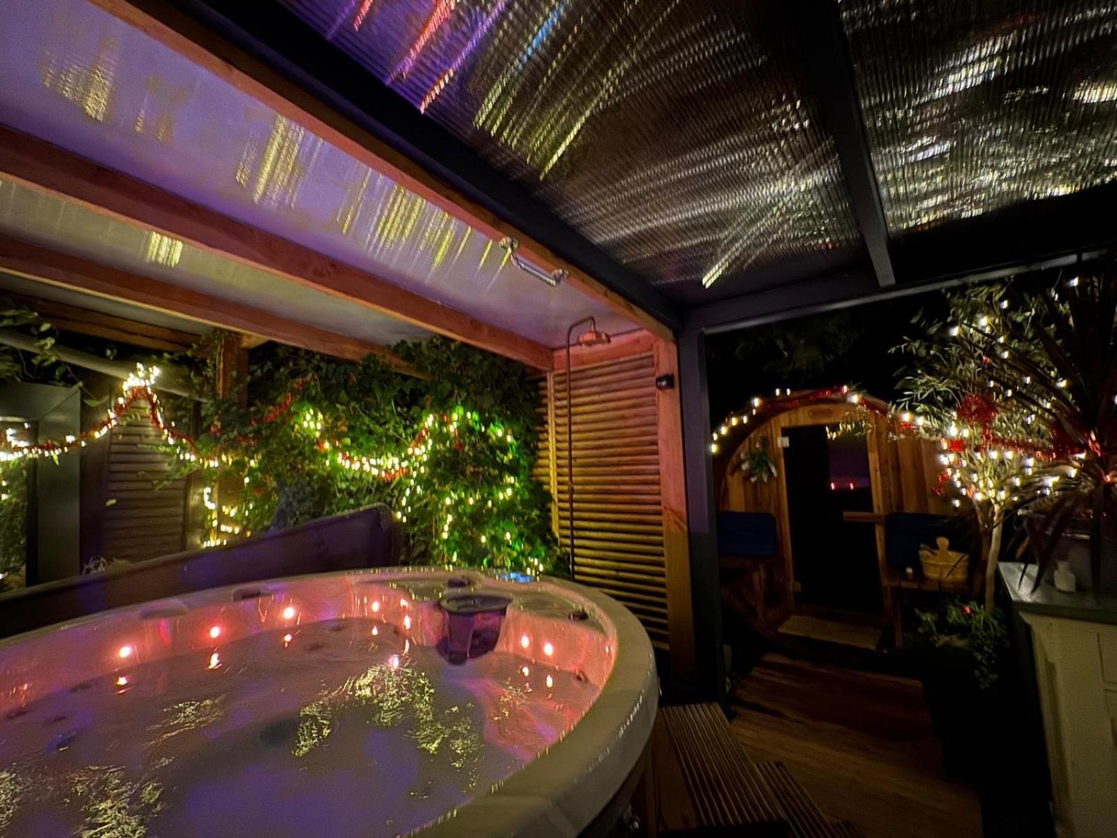 Romantisch Wellness Appartement Met Prive Hottub Sauna Gamesroom Den Ham Bagian luar foto